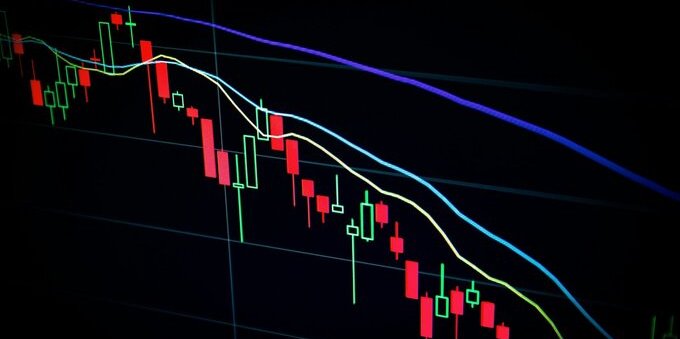 Cripto in rosso prima del dato USA sull'inflazione: Bitcoin sotto i 64'000 dollari, ma gli ETF vivono la settimana migliore da aprile