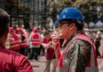 Canicola e lavoro: in Ticino tre iniziative per fermare per legge le attività sotto il sole. Cosa prevedono e chi paga le ore perse