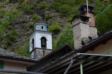 Peccia, l'unica cava di marmo bianco della Svizzera: cosa si vede in Val Lavizzara (e quanto costa passarci una settimana, dai 200 CHF di alloggio)
