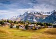 Bosco Gurin, il borgo Walser a 1'506 metri dove il Ticino parla tedesco: cosa vedere nell'unica isola linguistica del Cantone (e quanto costa davvero la gita, dai 6 CHF del museo)