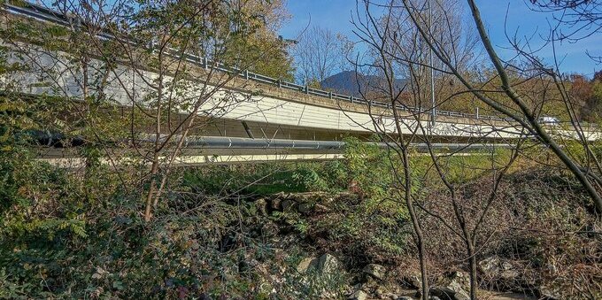 Diesel, Berna studia gli 80 km/h in autostrada: consumi giù del 40% secondo l'Empa, in Italia accise tagliate fino al 7 novembre