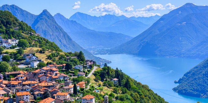 Morcote, il borgo più bello della Svizzera: cosa vedere in un giorno sul lago di Lugano (e quanto costa davvero la gita in battello)