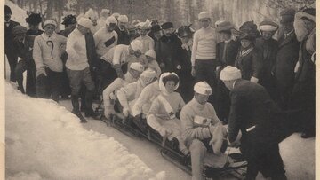 Inaugurata a St. Moritz la mostra fotografica che celebra i 125 anni del Saint Moritz Bob Club