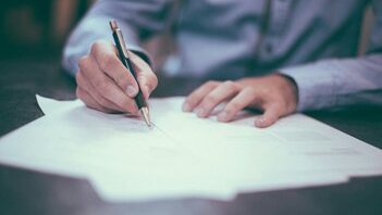 Estratto del registro delle esecuzioni in Ticino: la guida in 6 punti per ottenerlo (e per cancellare un'iscrizione sbagliata)