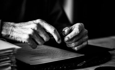 Mandato precauzionale e direttive del paziente: la guida in 6 passi per decidere chi conta per te (prima che decida l'autorità)