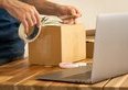 Nuove regole UE sugli imballaggi: fino a 27 registrazioni per vendere nell'Unione, cosa cambia per le PMI e i negozi online svizzeri