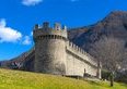 Castelli di Bellinzona, il referendum è riuscito: 4'650 firme contro i 19 milioni del Municipio, si vota in autunno