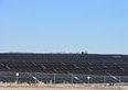 Piano energetico Ticino, sì del Gran Consiglio con 50 voti: fotovoltaico quasi obbligatorio, ecco chi deve adeguarsi