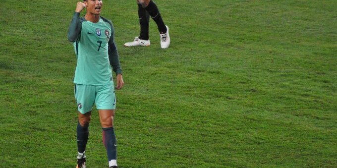 Cristiano Ronaldo il 18 novembre debutta con la sua collezione di Nft con Binance