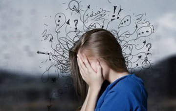 Assenze da lavoro per problemi psichici nel 64% delle PMI, lo studio di AXA
