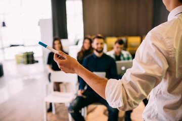 Formazione continua i corsi del Canton Ticino per il 2023