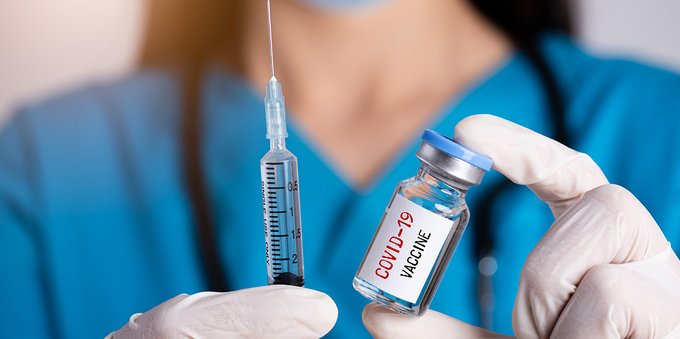 Svizzera come l'Italia: vaccino raccomandato agli over 80