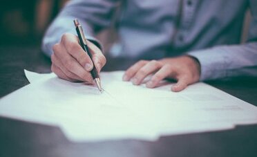 Estratto del registro delle esecuzioni in Ticino: la guida in 6 punti per ottenerlo (e per cancellare un'iscrizione sbagliata)