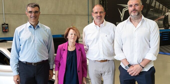 Grigioni, il Consigliere di Stato Marcus Caduff in visita alle imprese del Moesano: "Il Cantone vi sostiene"