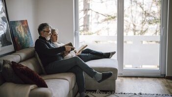 Convivere invece di sposarsi in Ticino: la guida ai soldi in 6 passi (quanto risparmi, cosa rischi se il partner muore)