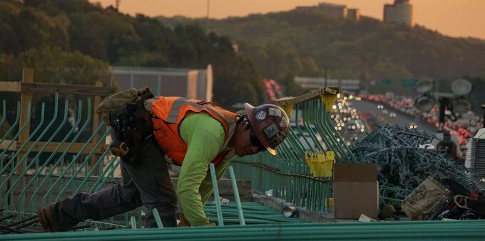 Caldo e lavoro in Ticino: i tuoi diritti sotto la canicola e la battaglia sullo stop cantieri a 33 gradi