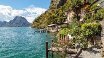 Gandria, il borgo di pescatori senza auto sul Ceresio: si arriva a piedi (gratis) lungo il Sentiero dell'olivo o in battello, e una giornata sul lago costa pochissimo