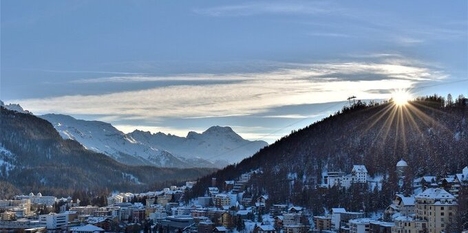 Case di lusso in alta quota: Grigioni in testa con St. Moritz, Klosters e Davos