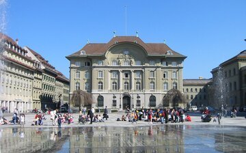 Emissione dei prestiti federali scadenza 2027 e 2045. I tassi di rendimento.