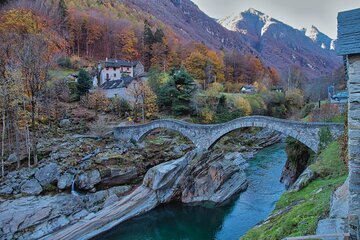 Val Verzasca dal Ticino: 4 itinerari da Lugano e Bellinzona, dai 28 ai 95 CHF a testa (e perché conviene partire prima delle 9)