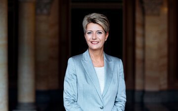 Point Zero Forum: Keller-Sutter inaugura a Zurigo la conferenza fintech