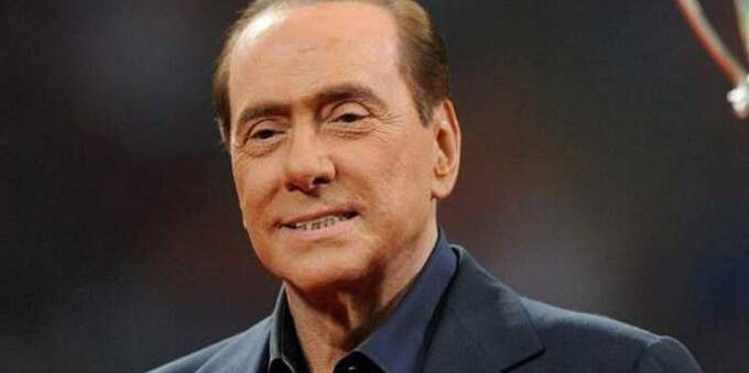 Addio a Silvio Berlusconi, una valanga di tweet per omaggiare l'ex premier italiano