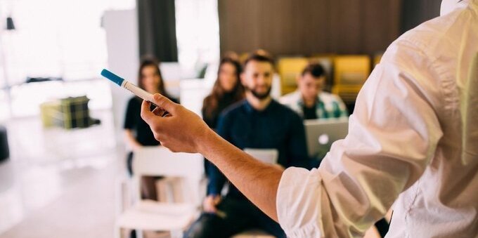 Formazione continua i corsi del Canton Ticino per il 2023
