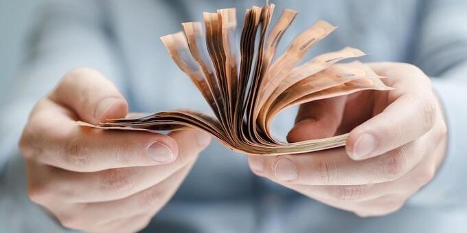 I datori di lavoro gelano i sindacati. «Incremento dei salari? Pretese astronomiche»