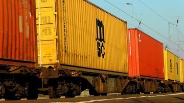 Traffico merci transalpino da record. +17,3% per il trasporto sull'asse del Gottardo