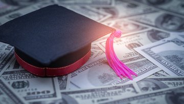 Mercato del lavoro positivo per i laureati in Svizzera e guadagna di più chi ha un master