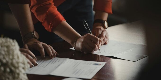 Economia domestica e RC privata in Svizzera: la guida in 7 punti per capire cosa coprono, quanto costano e come pagarle di meno