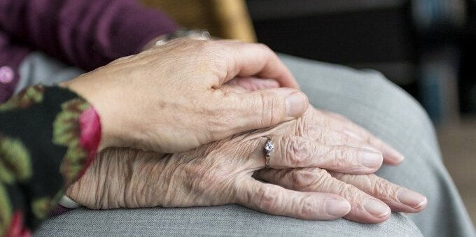 Alzheimer, negli USA la Fda approva il farmaco che rallenta la malattia