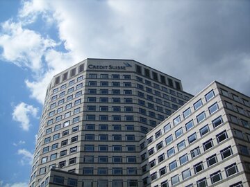 Credit Suisse si prepara alla trimestrale da incubo. Sul tavolo anche la fusione tra CS First Boston e M. Klein & Co