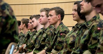 Cresce l'importanza della formazione militare in Svizzera: esercizi congiunti per una difesa globale