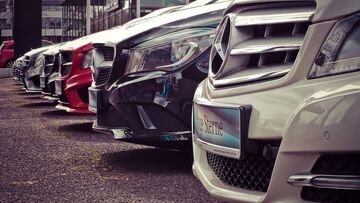 Riparare è meglio che sostituire. Con meno pezzi di ricambio per auto si riduce la CO2