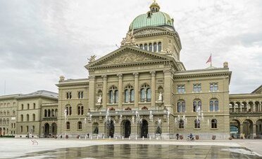 Swissmem, IVA al 9,1% per pagare AVS 13a e armée: il pacchetto in votazione unica e cosa costa al ticinese