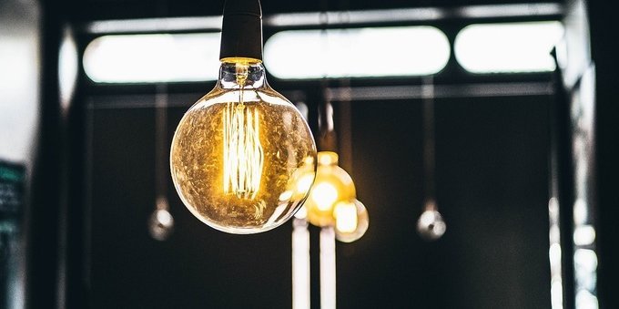 Consumi elettrici, Svizzera pronta a risparmiare il 10%. Ma solo chi vuole