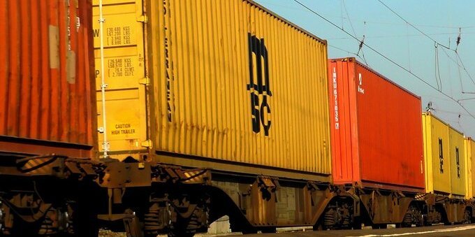 Traffico merci transalpino da record. +17,3% per il trasporto sull'asse del Gottardo