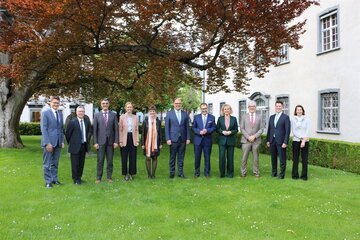Il governo del Principato del Liechtenstein in visita nei Grigioni. Le foto