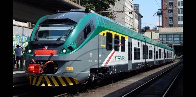 Treni soppressi e in ritardo, interviene pure la magistratura: ma i disagi restano