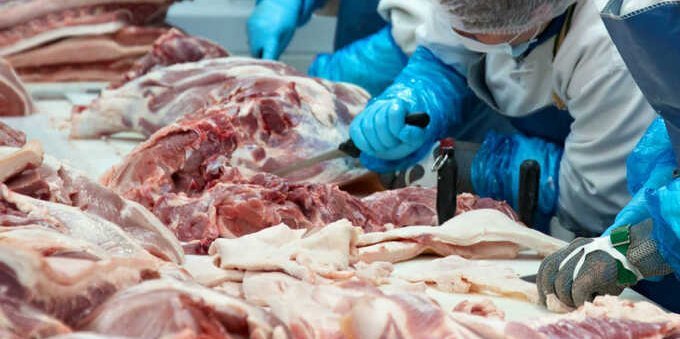 Lavorare di notte e di domenica: ecco chi può farlo e chi no