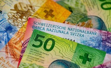 Salari, il Ticino resta ultimo in Svizzera: mediana ferma a 5'708 CHF contro i 7'024 nazionali, e nel 2026 il potere d'acquisto cresce solo dello 0.8%