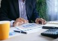 Consulente finanziario in Svizzera: indipendente o legato alla banca? La guida in 6 passi per non pagare una consulenza che lavora contro di te