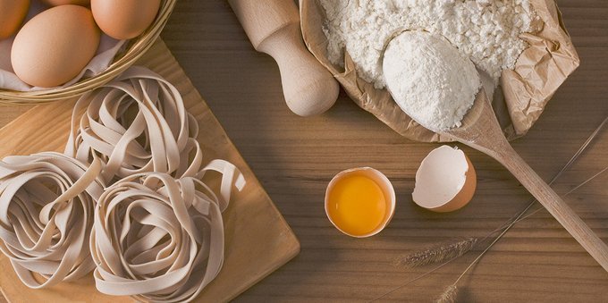 Farina per pizza, cereali e legumi, pasta: adesso agli svizzeri piace comprarli online