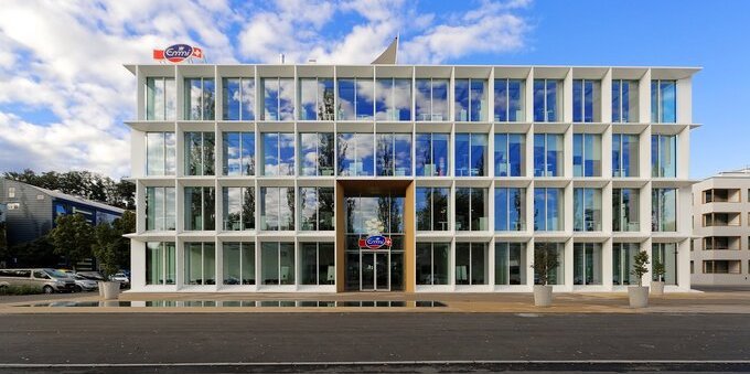 Il latte svizzero alla conquista del mondo: Emmi conferma il successo all'estero