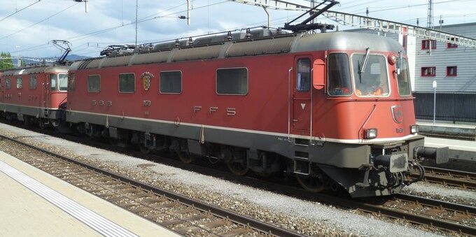 Metà-prezzo, metà-prezzo PLUS o AG: quale abbonamento FFS conviene nel 2026? La guida con le soglie di convenienza