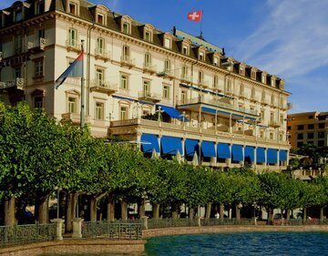 Benvenuti a Lugano: ecco l'albergatore dell'anno e i tre hotel migliori in Svizzera