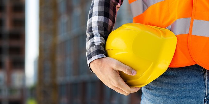 Muratori della Svizzera francese in sciopero: le condizioni di lavoro del nuovo Cnm sono insostenibili