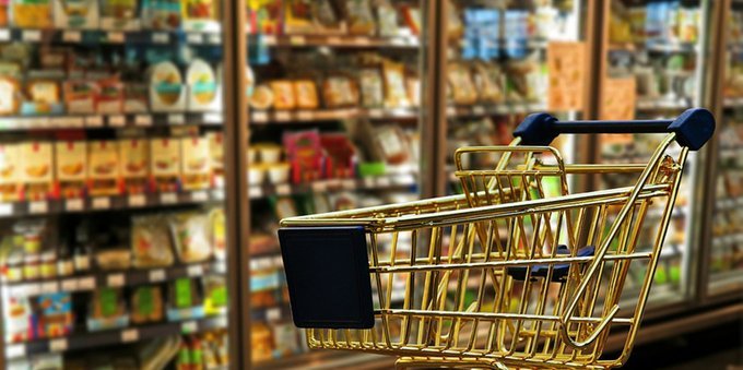 Alimentari prezzi alle stelle negli USA. Sempre più famiglie costrette a cambiare abitudini