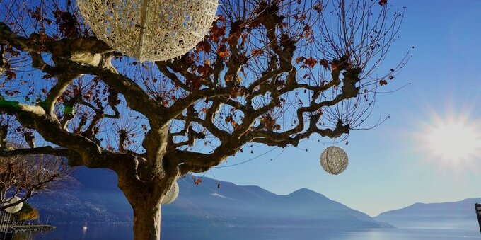Ascona, il borgo da 11'000 franchi al metro quadro: cosa fare quest'estate sul lungolago più chic del Ticino (e quanto si spende davvero)